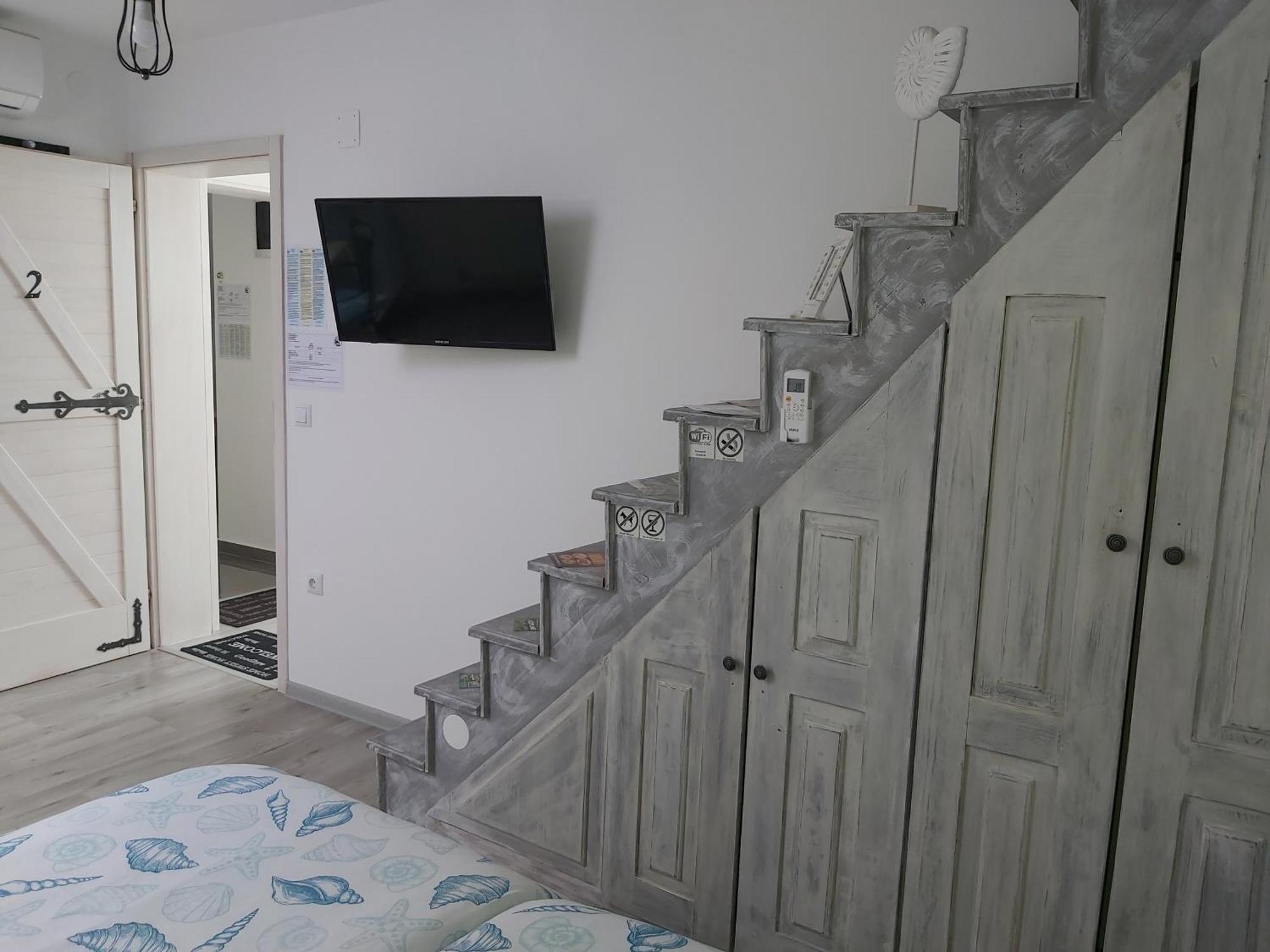 Studio Apartman Grizzly Слунь Екстер'єр фото